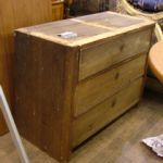 336 4392 CHEST OF DRAWERS
